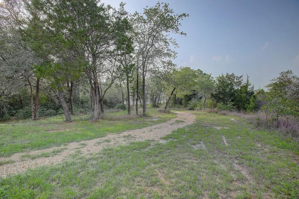 4540 Creamer Creek Road La Grange, TX 78945