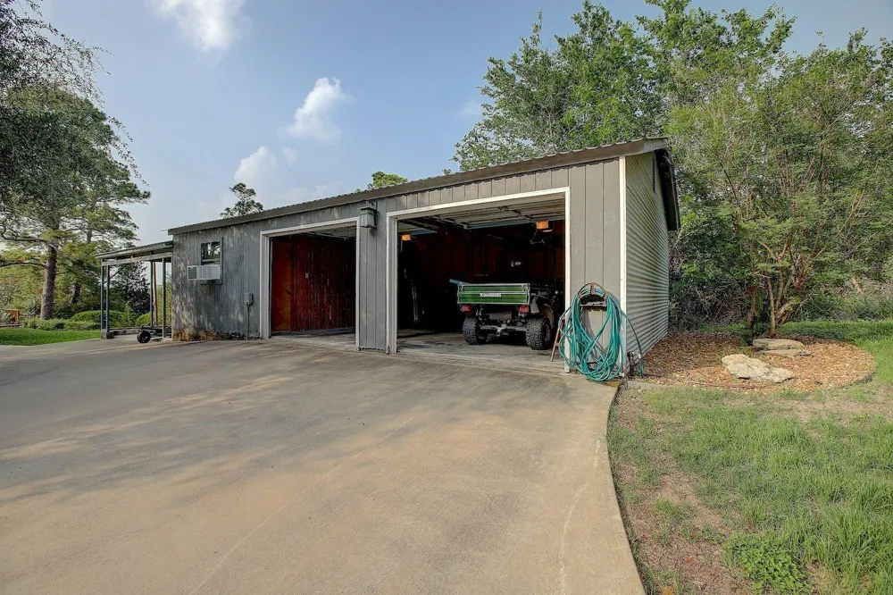 4540 Creamer Creek Road La Grange, TX 78945