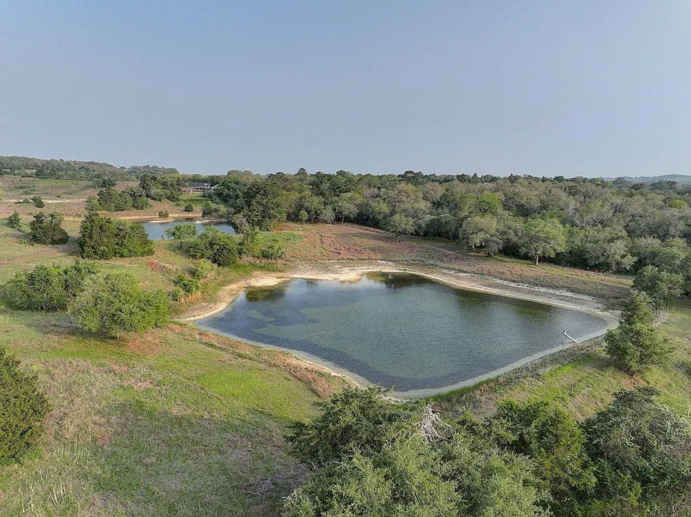 4540 Creamer Creek Road La Grange, TX 78945