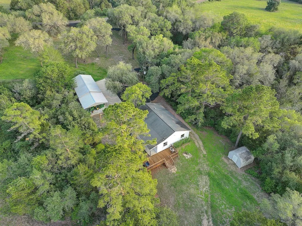 4540 Creamer Creek Road La Grange, TX 78945