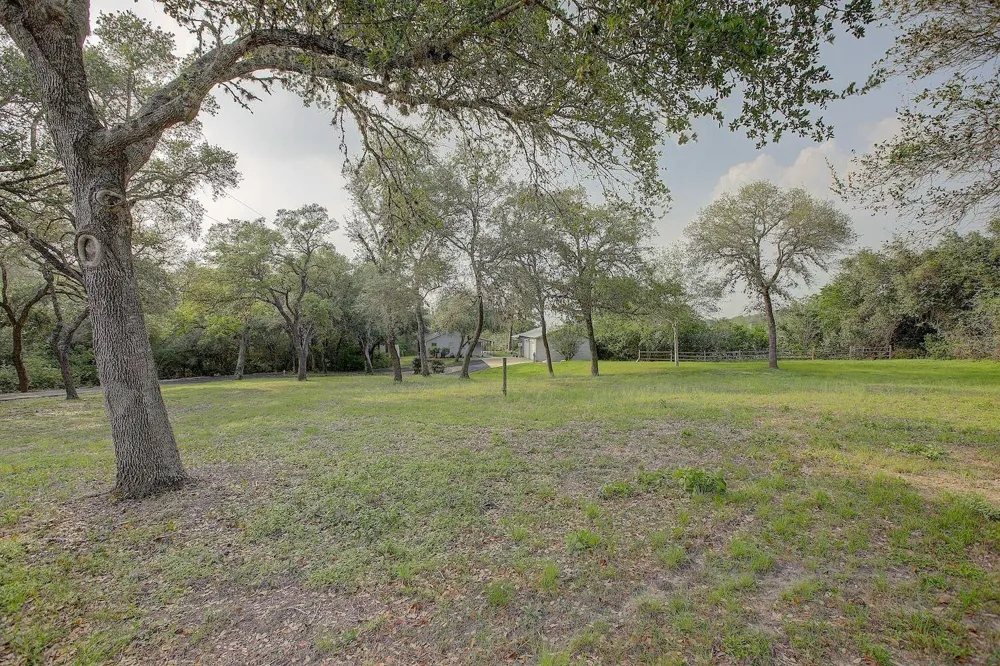 4540 Creamer Creek Road La Grange, TX 78945