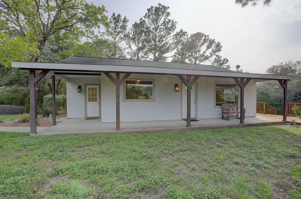 4540 Creamer Creek Road La Grange, TX 78945