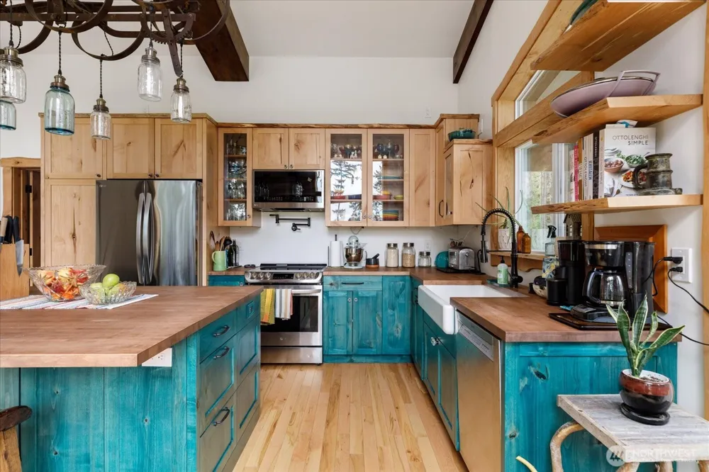 5287 Maxwelton Road Langley, WA 98260