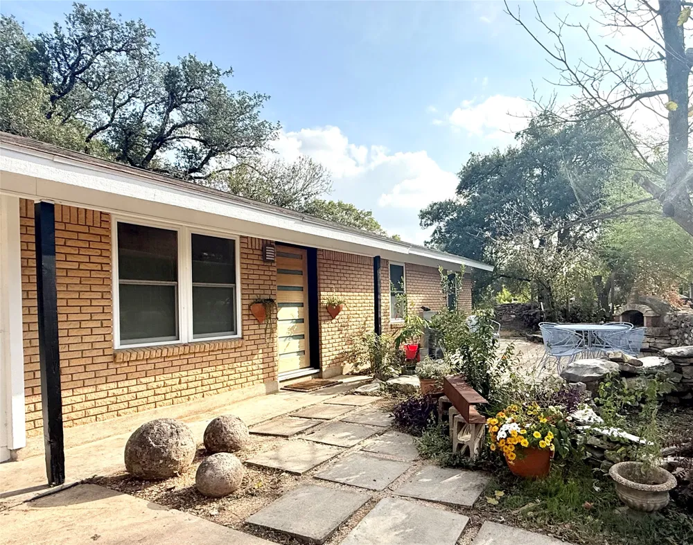 4505 Dudley Drive Austin, TX 78735