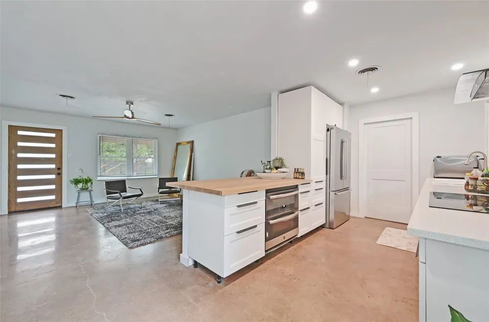 4505 Dudley Drive Austin, TX 78735