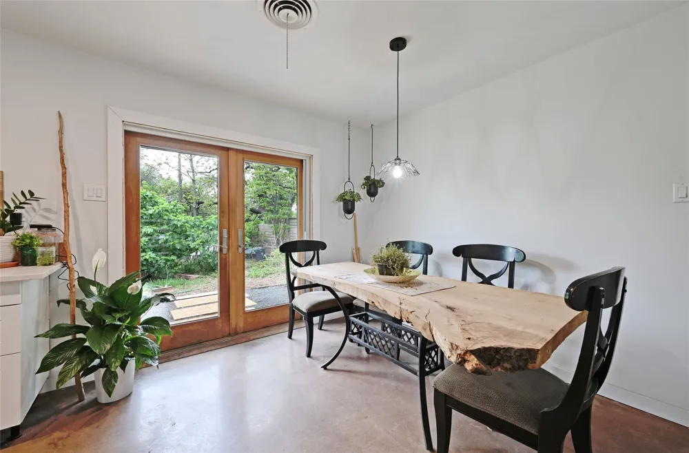 4505 Dudley Drive Austin, TX 78735