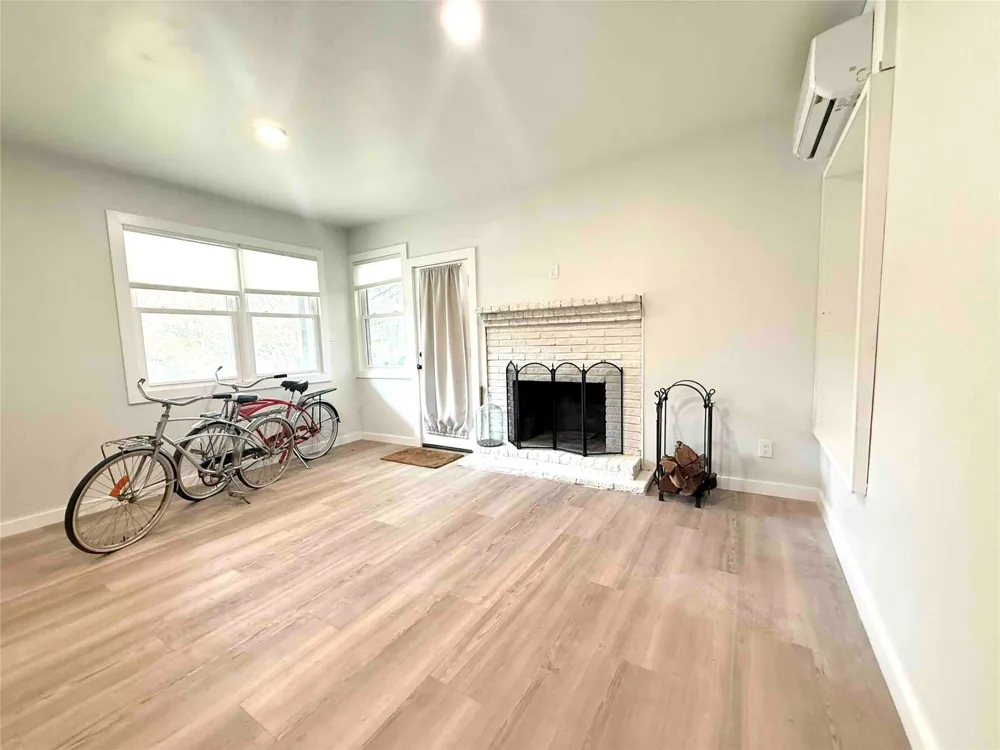 4505 Dudley Drive Austin, TX 78735
