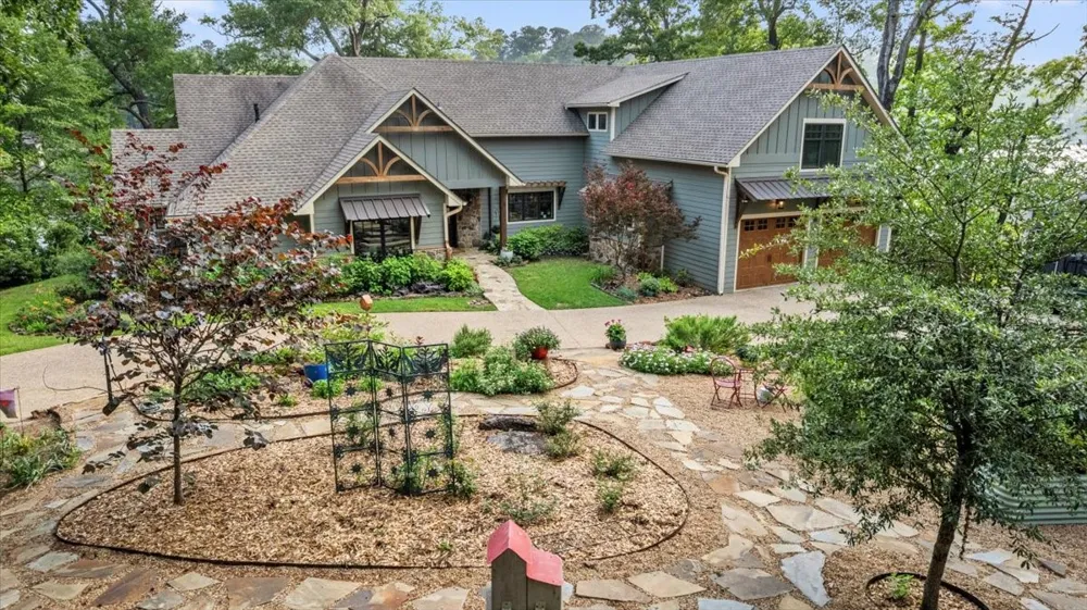 581 Private Road 6665 Mineola, TX 75773
