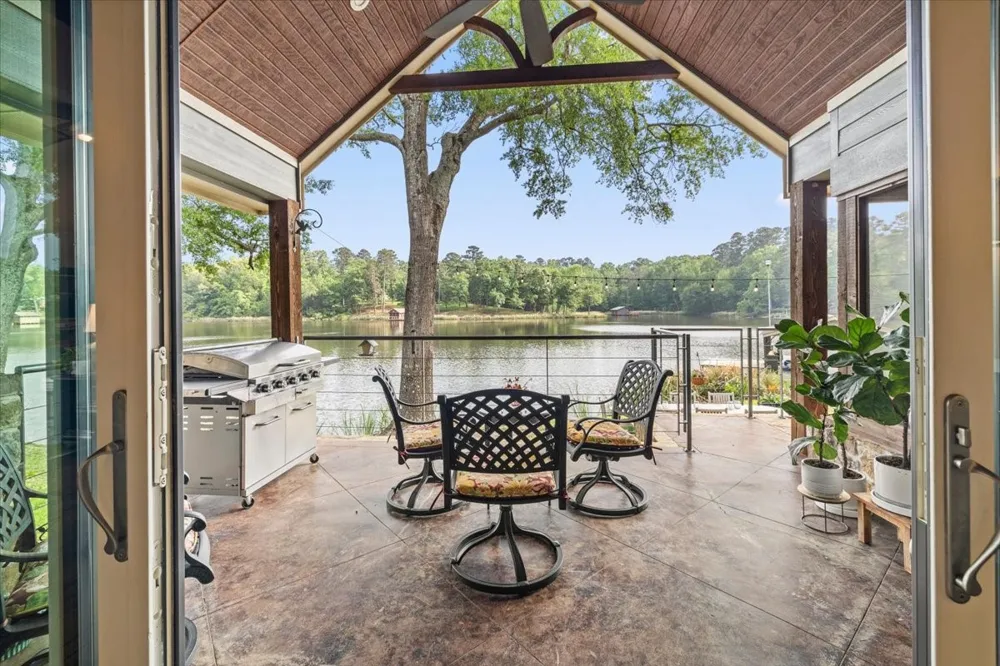 581 Private Road 6665 Mineola, TX 75773