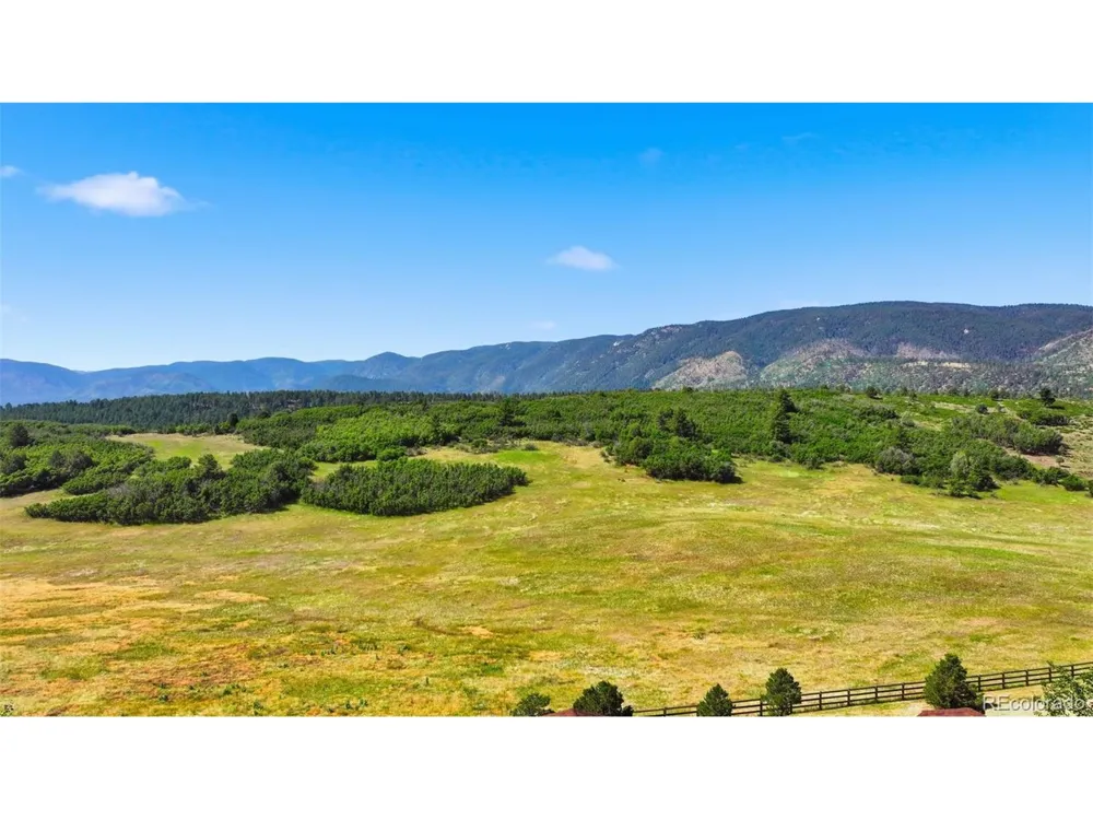 4417 Echo Court Larkspur, CO 80118