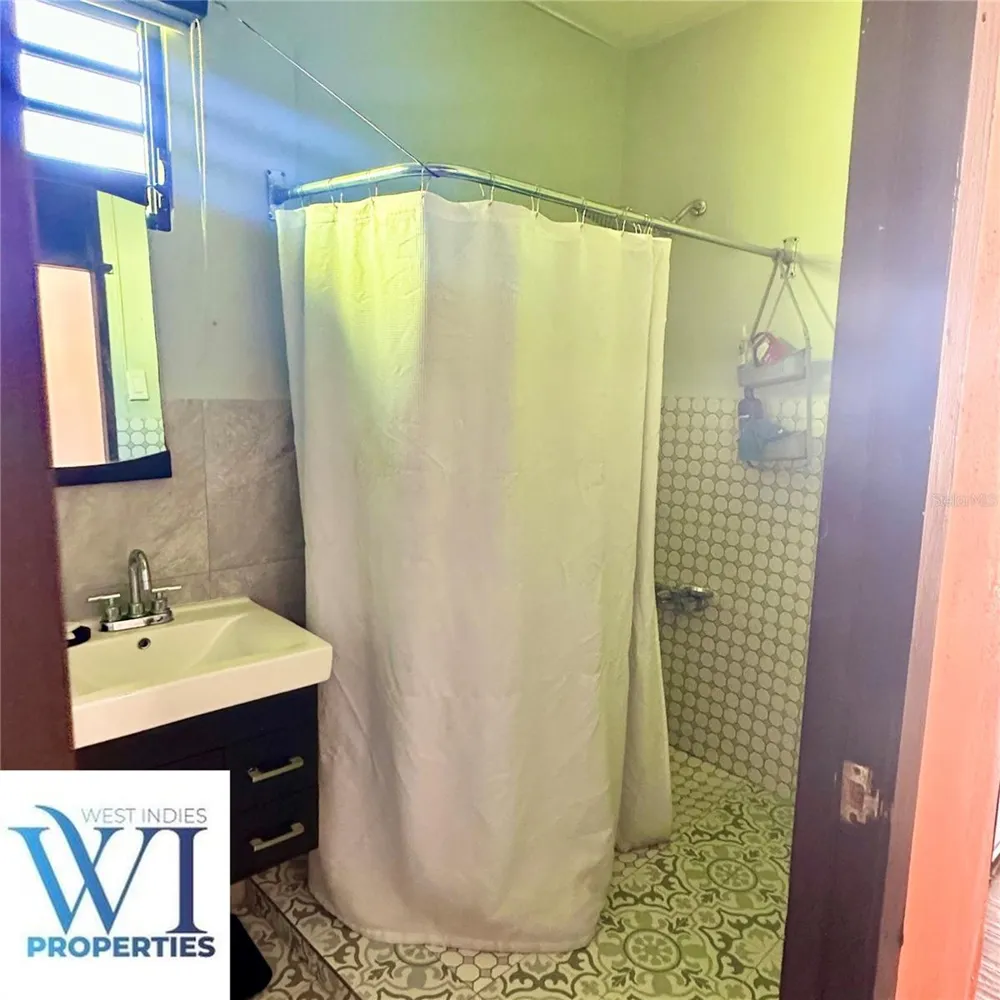 351 FORTALEZA #7 San Juan, PR 00901