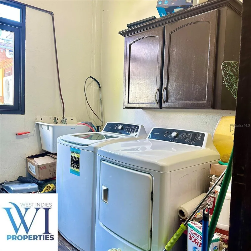 351 FORTALEZA #7 San Juan, PR 00901