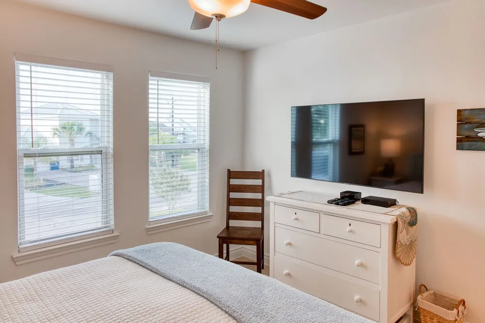 303 Nassau Drive Rockport, TX 78382