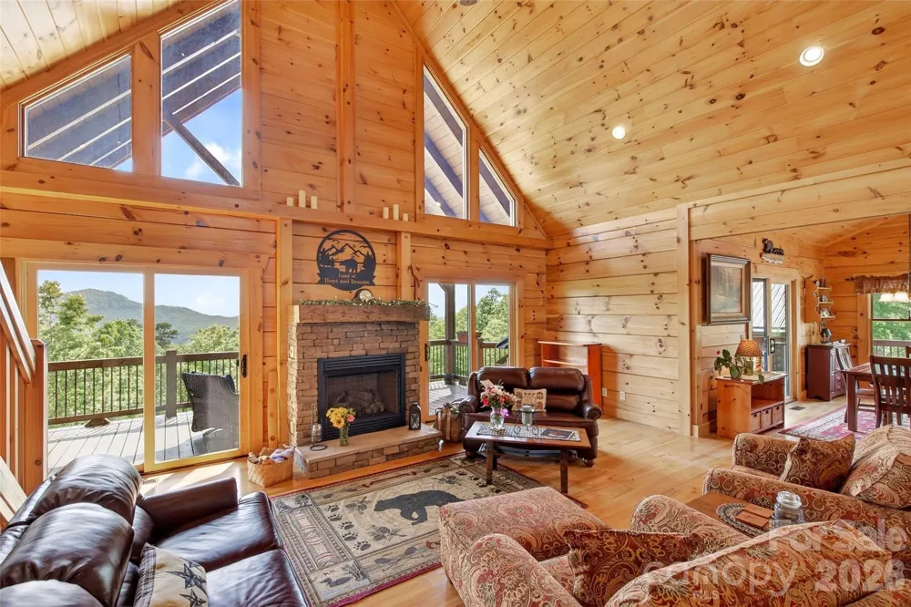 217 Summit Drive Nebo, NC 28761