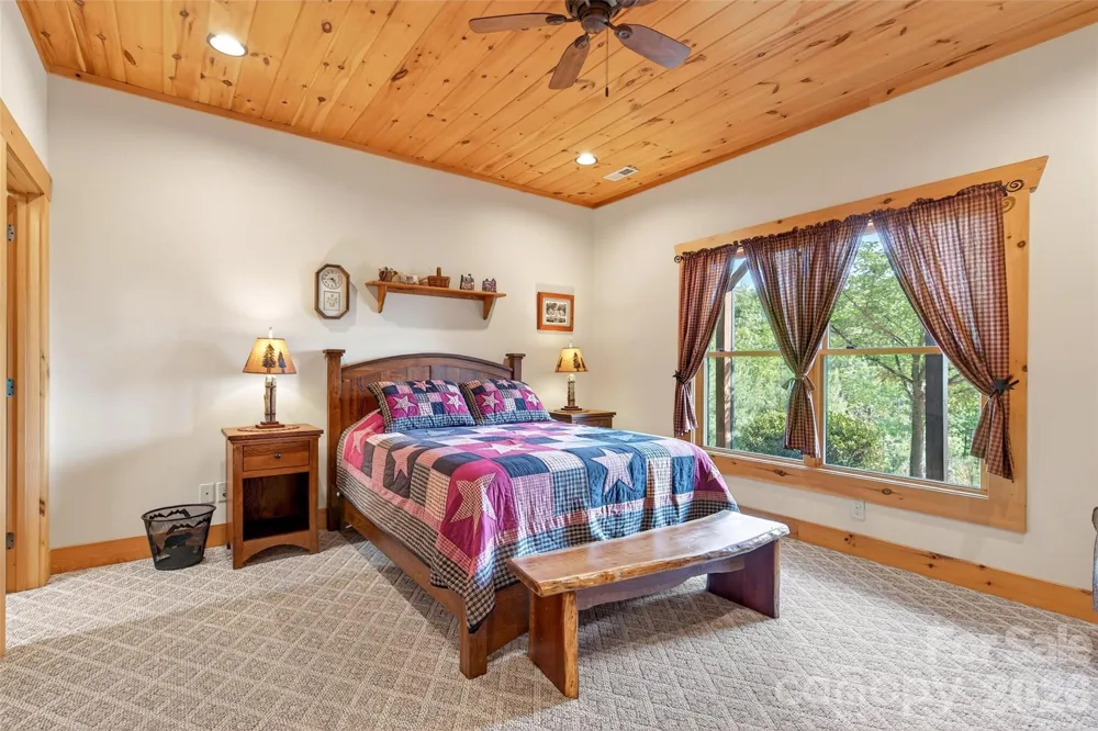 217 Summit Drive Nebo, NC 28761