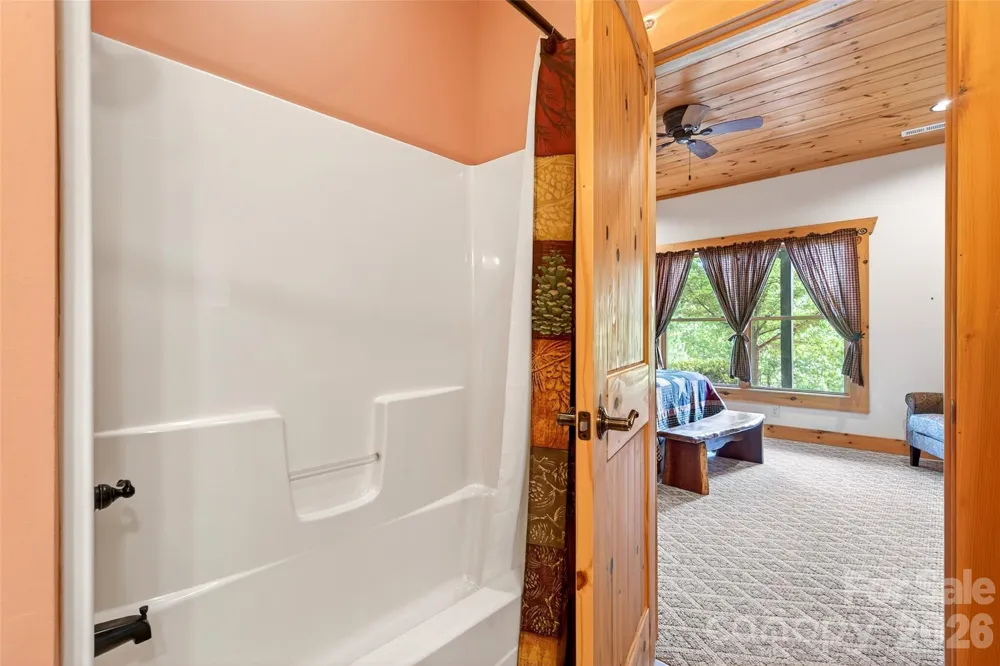 217 Summit Drive Nebo, NC 28761