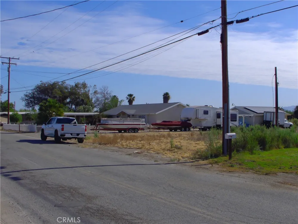 2326 Riviera Blythe, CA 92225