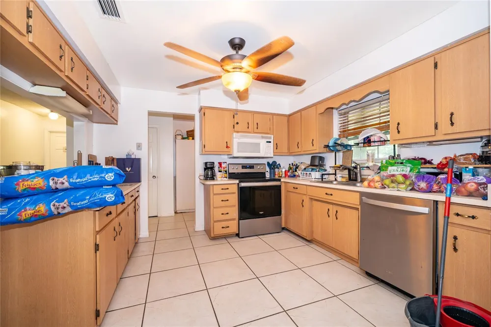 1281 NATURES WAY Winter Springs, FL 32708