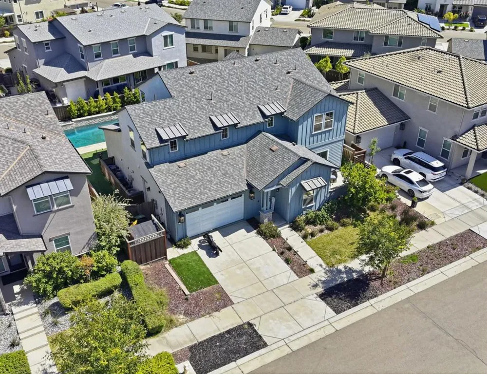 17214 Bowling Court Lathrop, CA 95330