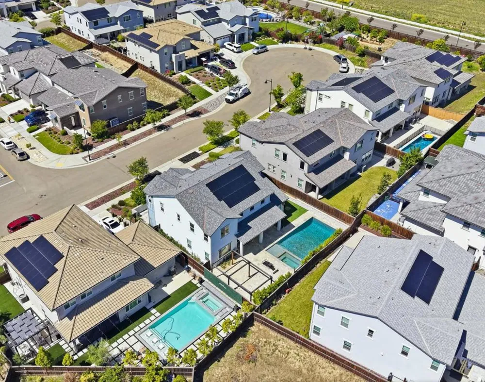 17214 Bowling Court Lathrop, CA 95330