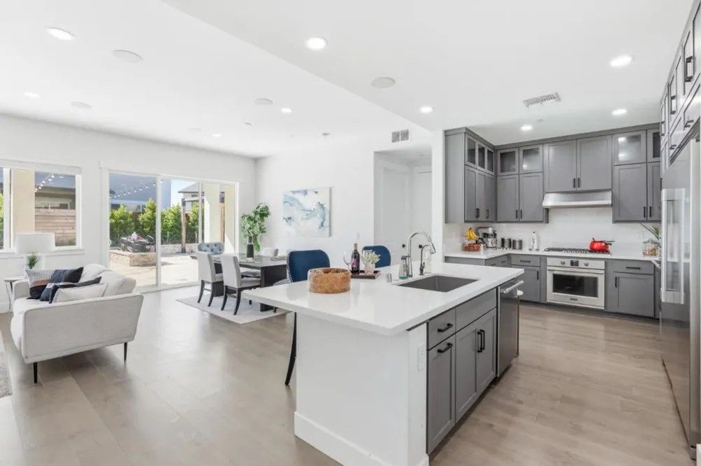 17214 Bowling Court Lathrop, CA 95330