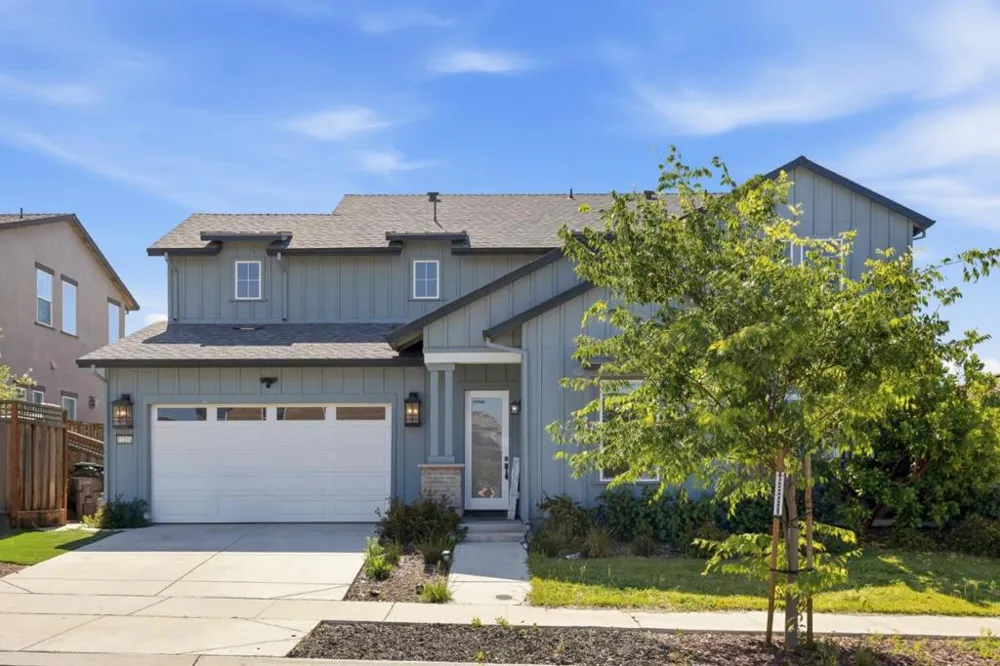 17214 Bowling Court Lathrop, CA 95330