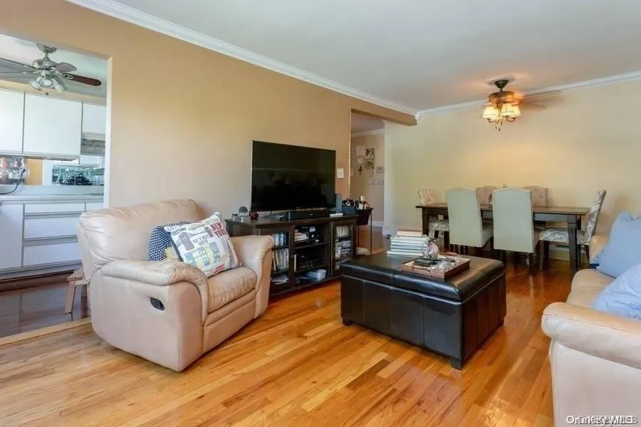 1213 E Broadway #B24 Hewlett, NY 11557
