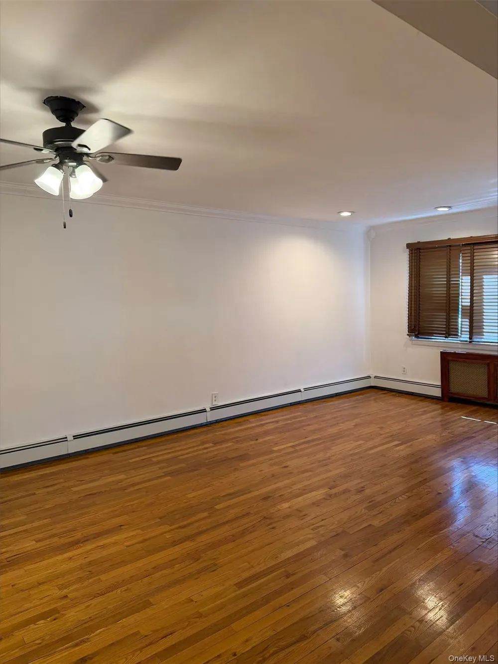 1213 E Broadway #B24 Hewlett, NY 11557