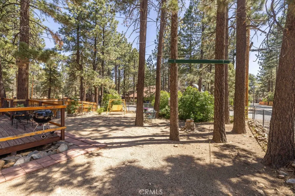 44844 Manzanita Lane Sugarloaf, CA 92386