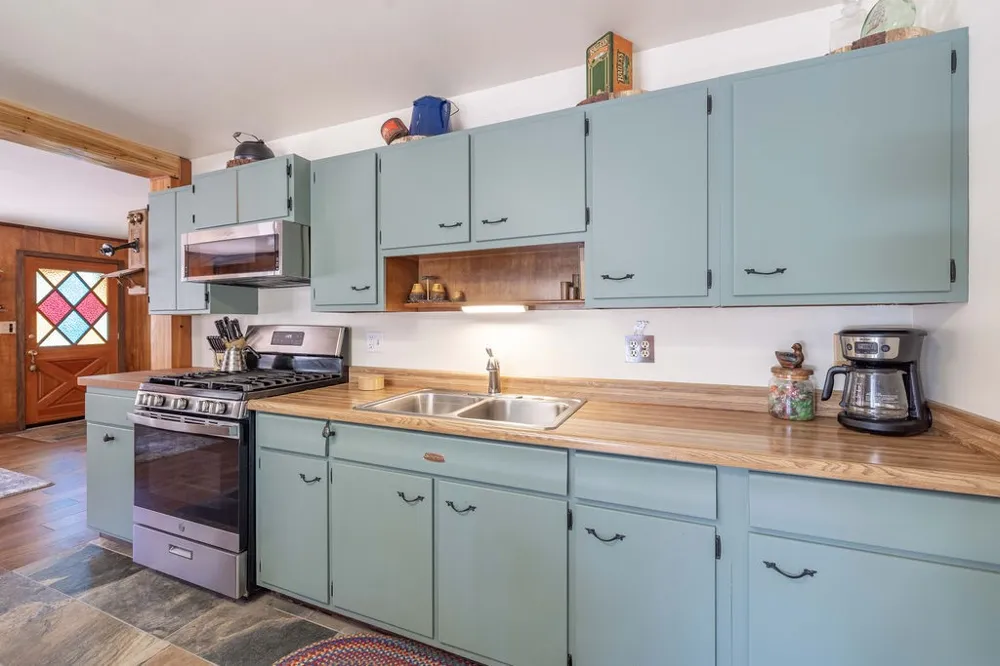 44844 Manzanita Lane Sugarloaf, CA 92386