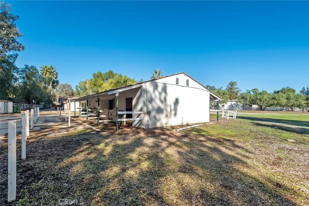 5546 PARADISE VALLEY ROAD Hidden Hills, CA 91302