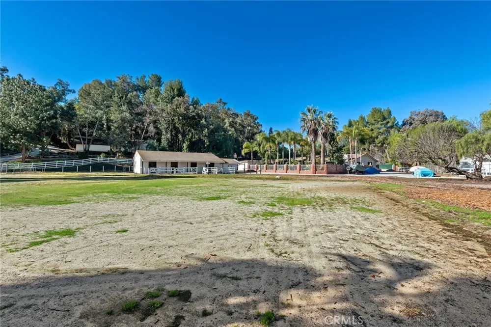5546 PARADISE VALLEY ROAD Hidden Hills, CA 91302