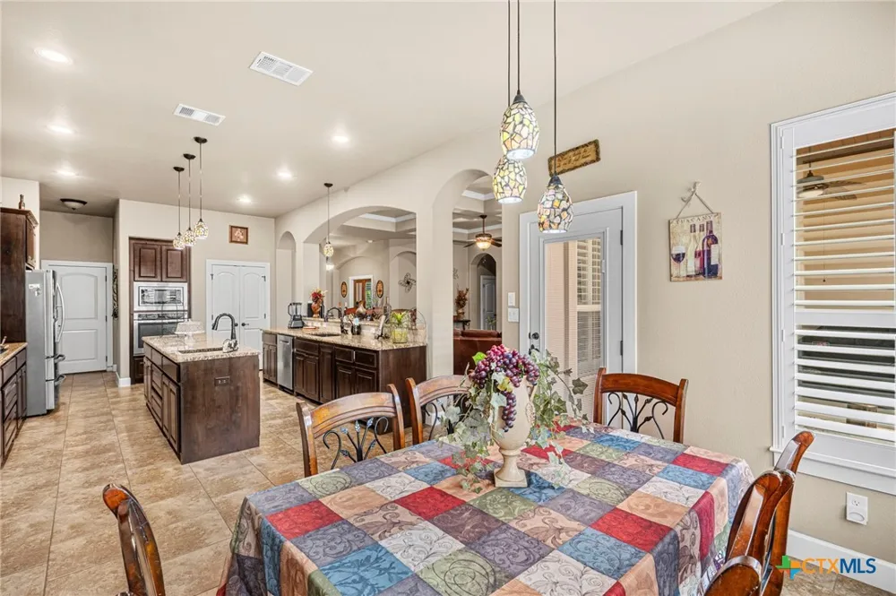 1105 Bella Risa Drive Georgetown, TX 78633