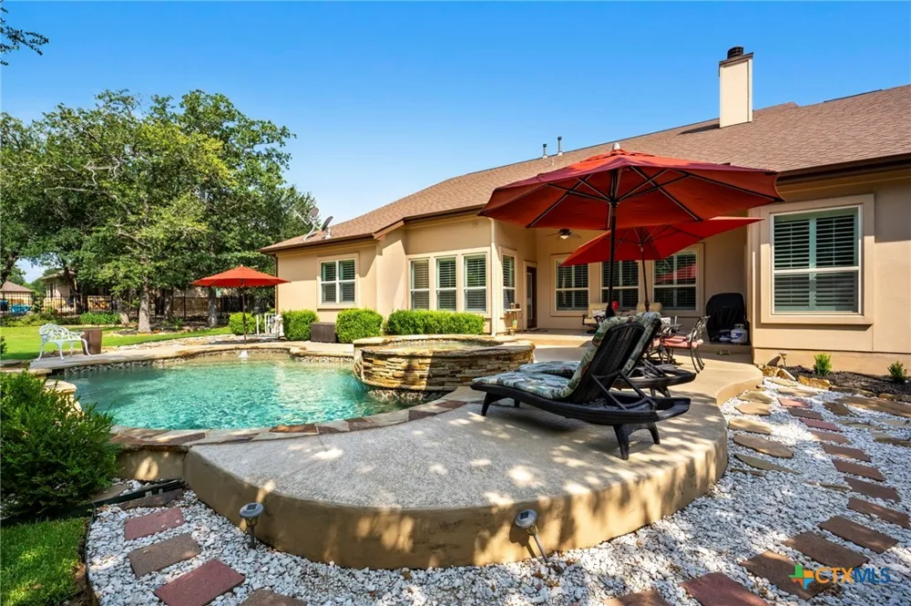 1105 Bella Risa Drive Georgetown, TX 78633