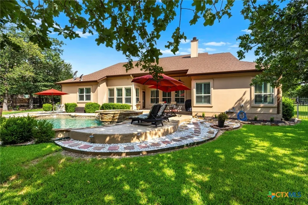 1105 Bella Risa Drive Georgetown, TX 78633