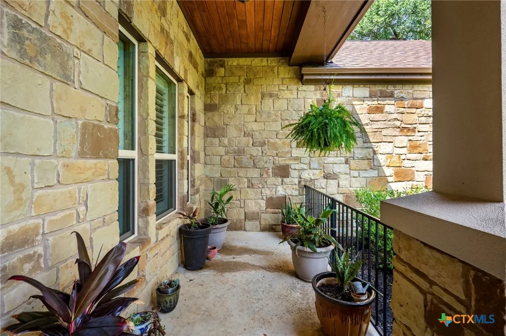 1105 Bella Risa Drive Georgetown, TX 78633