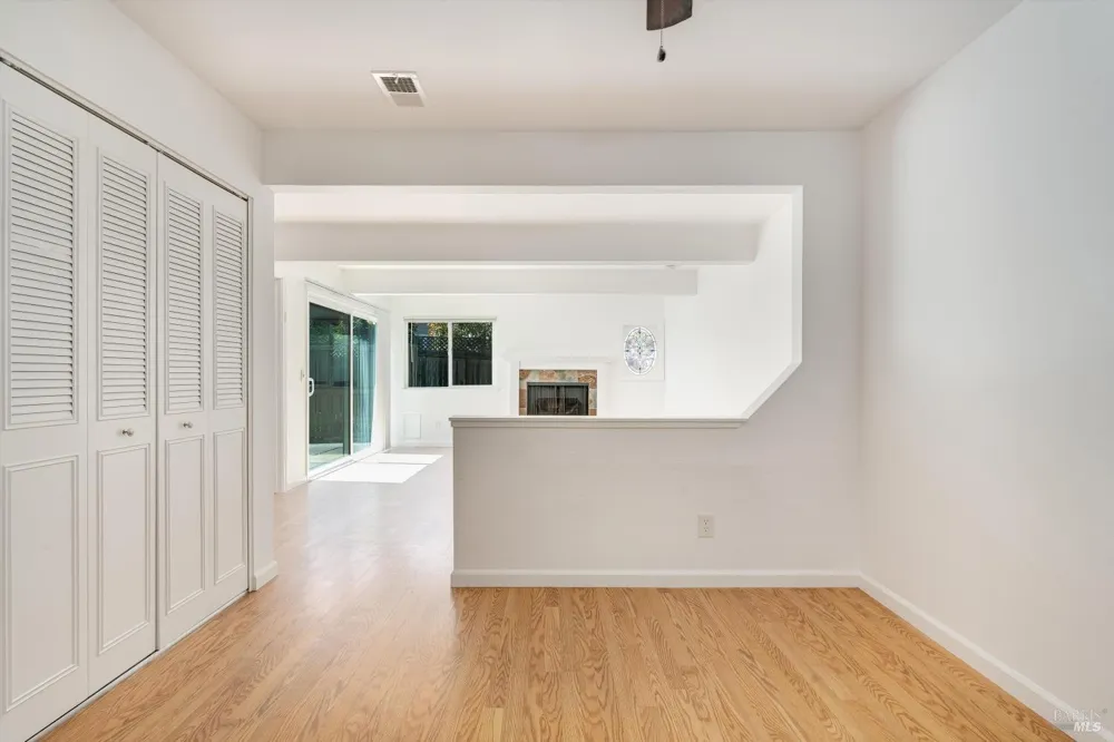 1909 Knolls Drive Santa Rosa, CA 95405