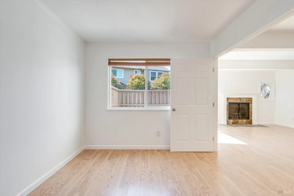 1909 Knolls Drive Santa Rosa, CA 95405