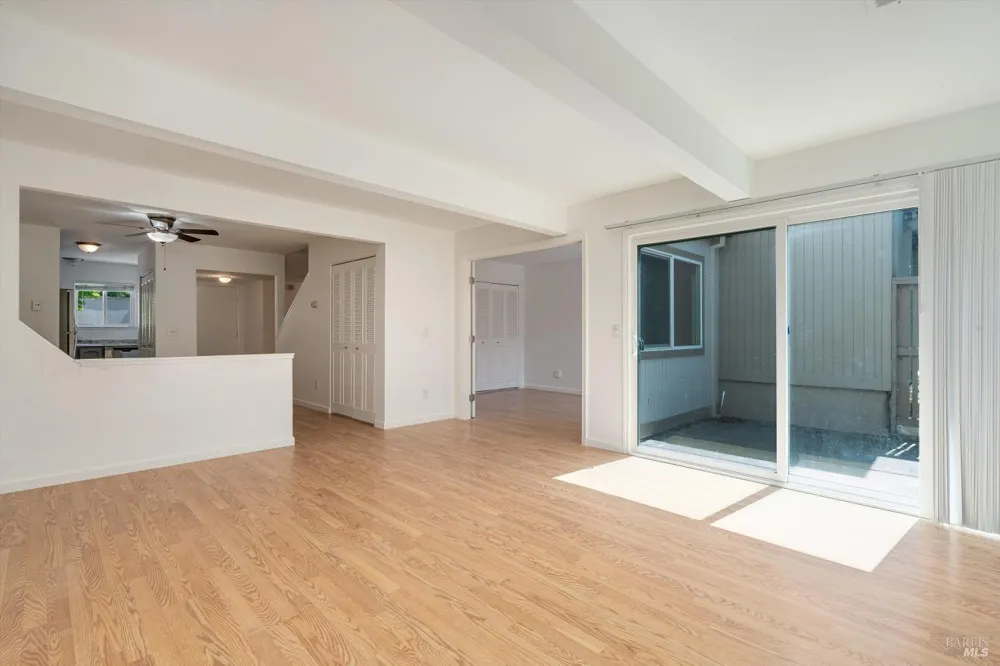 1909 Knolls Drive Santa Rosa, CA 95405
