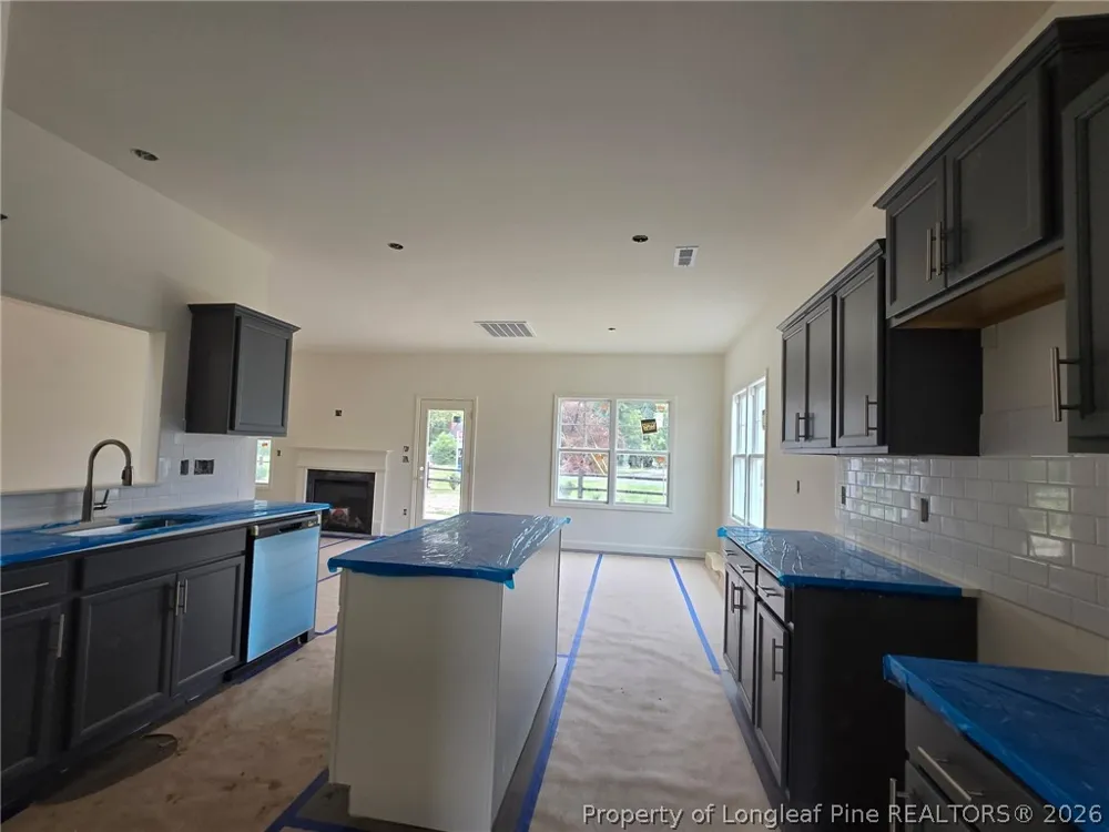 4300 kirkhill Court Wade, NC 28395