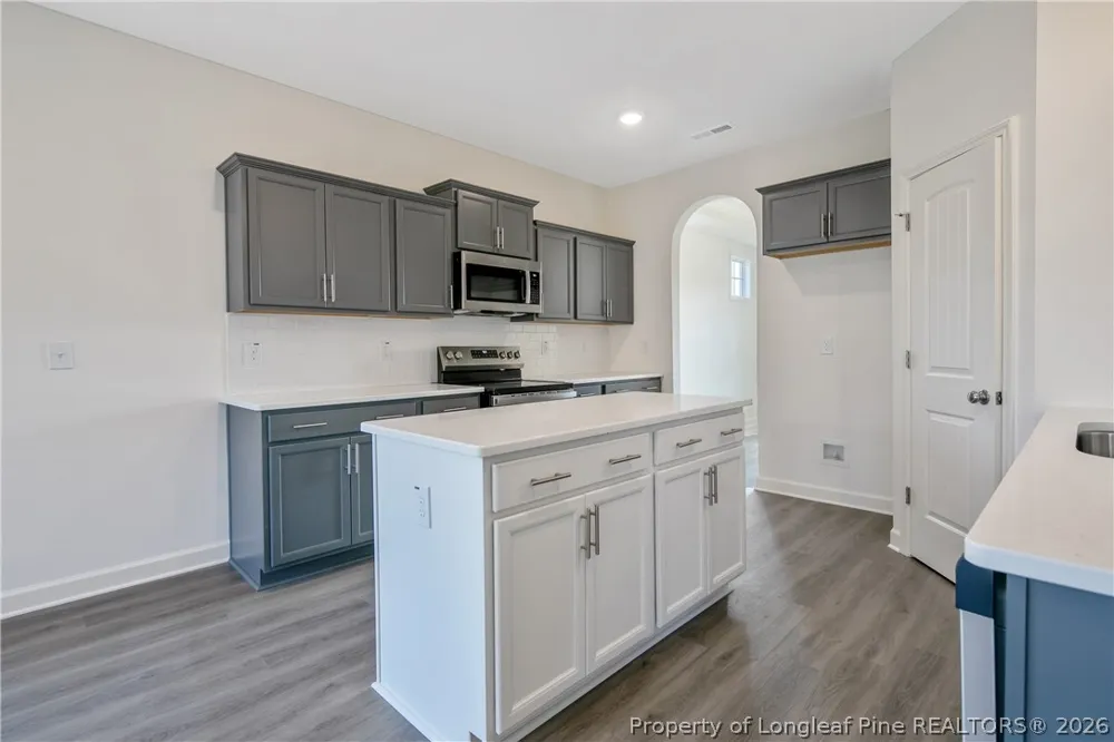4300 kirkhill Court Wade, NC 28395