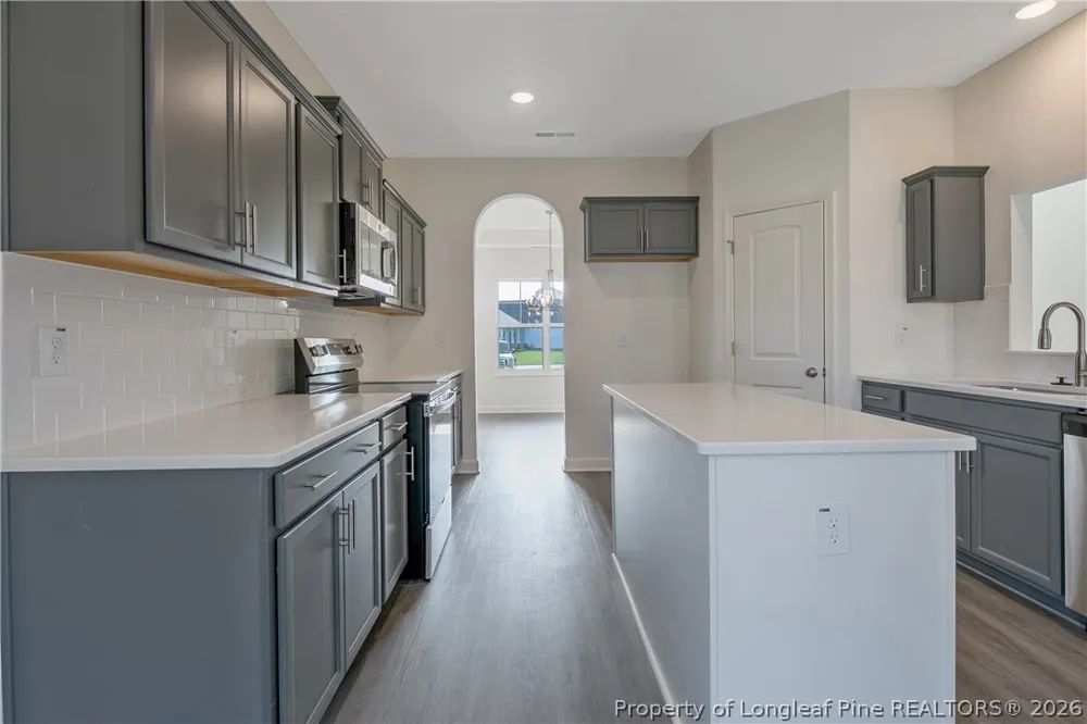 4300 kirkhill Court Wade, NC 28395