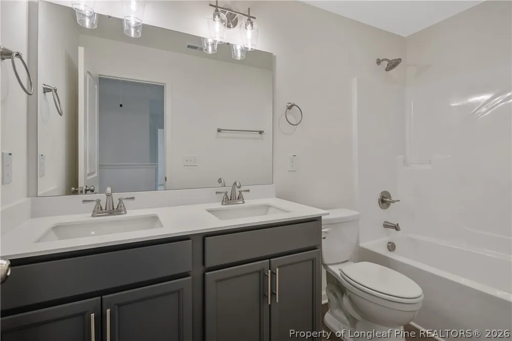 4300 kirkhill Court Wade, NC 28395