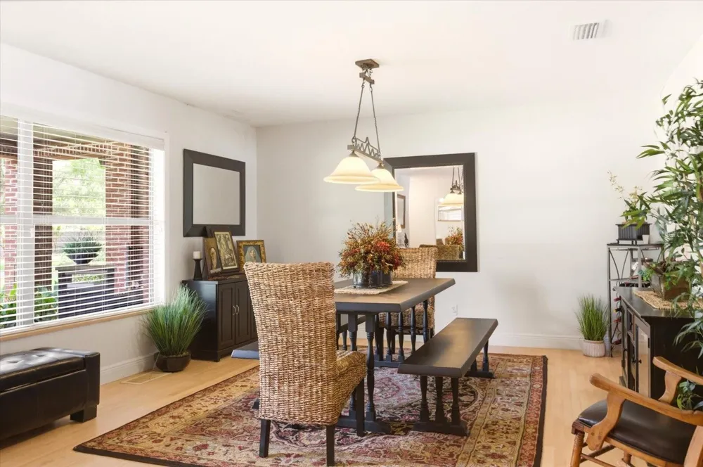 4910 E LAKE DRIVE Winter Springs, FL 32708