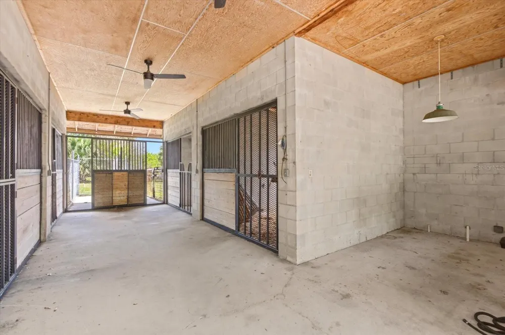 4910 E LAKE DRIVE Winter Springs, FL 32708