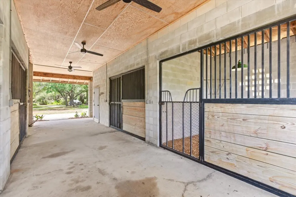 4910 E LAKE DRIVE Winter Springs, FL 32708