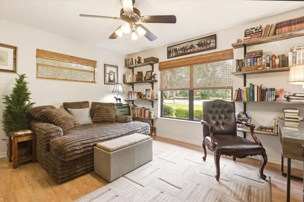 4910 E LAKE DRIVE Winter Springs, FL 32708