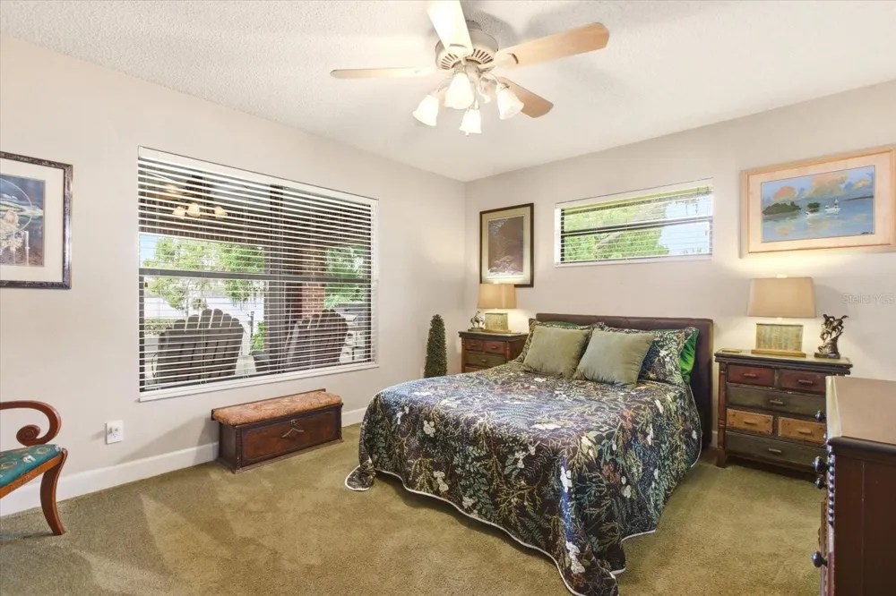4910 E LAKE DRIVE Winter Springs, FL 32708