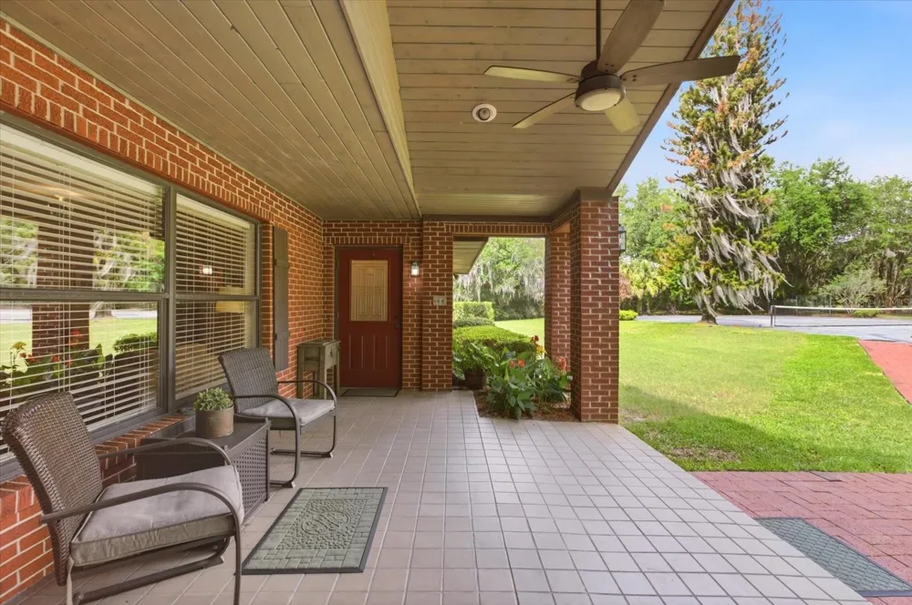 4910 E LAKE DRIVE Winter Springs, FL 32708