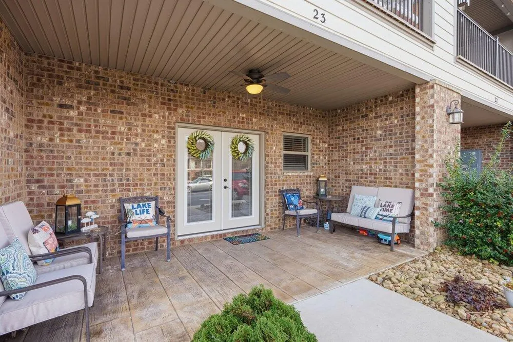 1255 New Lake Road Spring City, TN 37381